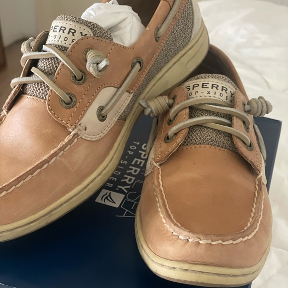 Gently used sperry ivyfish topsides 7.5 - Picture 3 of 7